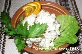 Сытный и питательный мясной салат из курицы и говядины