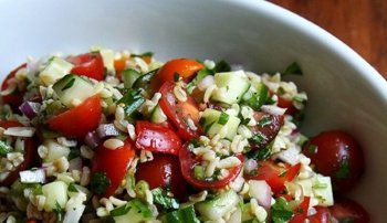 Вкусный овощной салат Табуле