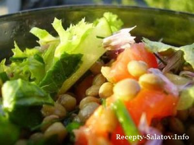 Салат из чечевицы с солёным огурцом и луком пошаговый рецепт
