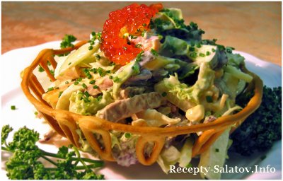 Салат с мясом и красной икрой / Meat Salad