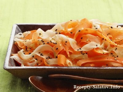 Овощной салат с морковью и редькой дайкон пошаговый рецепт