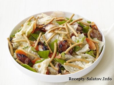 Вкусный сочный куриный салат по-китайски