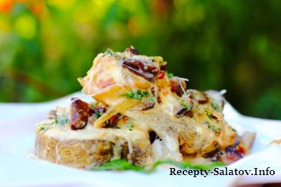 Жареное филе судака с шампиньонами и сыром - пошагово