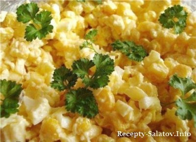 Простой салат из сыра яиц и кукурузы - пошаговый рецепт