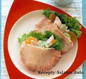 Рецепт вкусной питы из филе курицы и сочных фруктов
