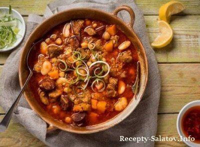 Простой рецепт ячменного супа из говядины и овощей