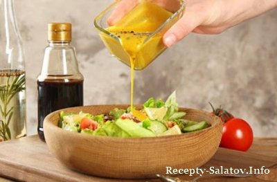 Салат с курицей и медово-горчичным соусом пошаговый рецепт