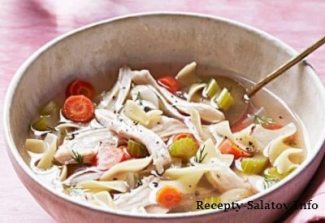Рецепт легкого куриного супа из цельной курицы с овощами