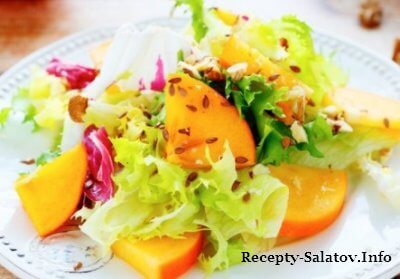 Фруктов мульти витаминный салат из кале хурмы и апельсинов