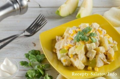 Летний салат из курицы ананасов и яблок пошаговый рецепт